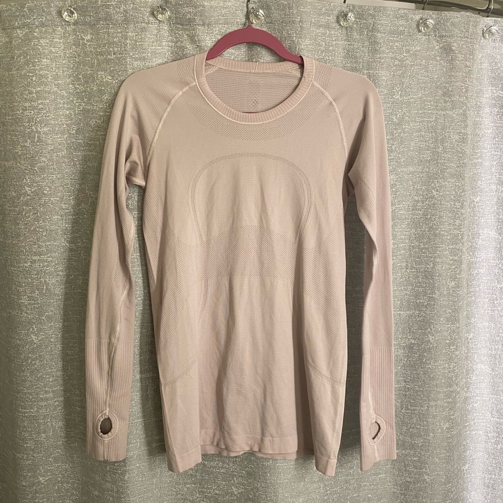 Lulu lemon pink long sleeve size 6